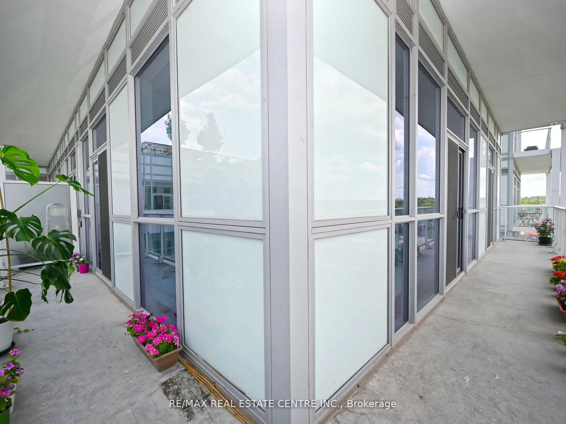 Photo 31 of Unit 505, 65 Speers Rd, Oakville, Central — HOMEH