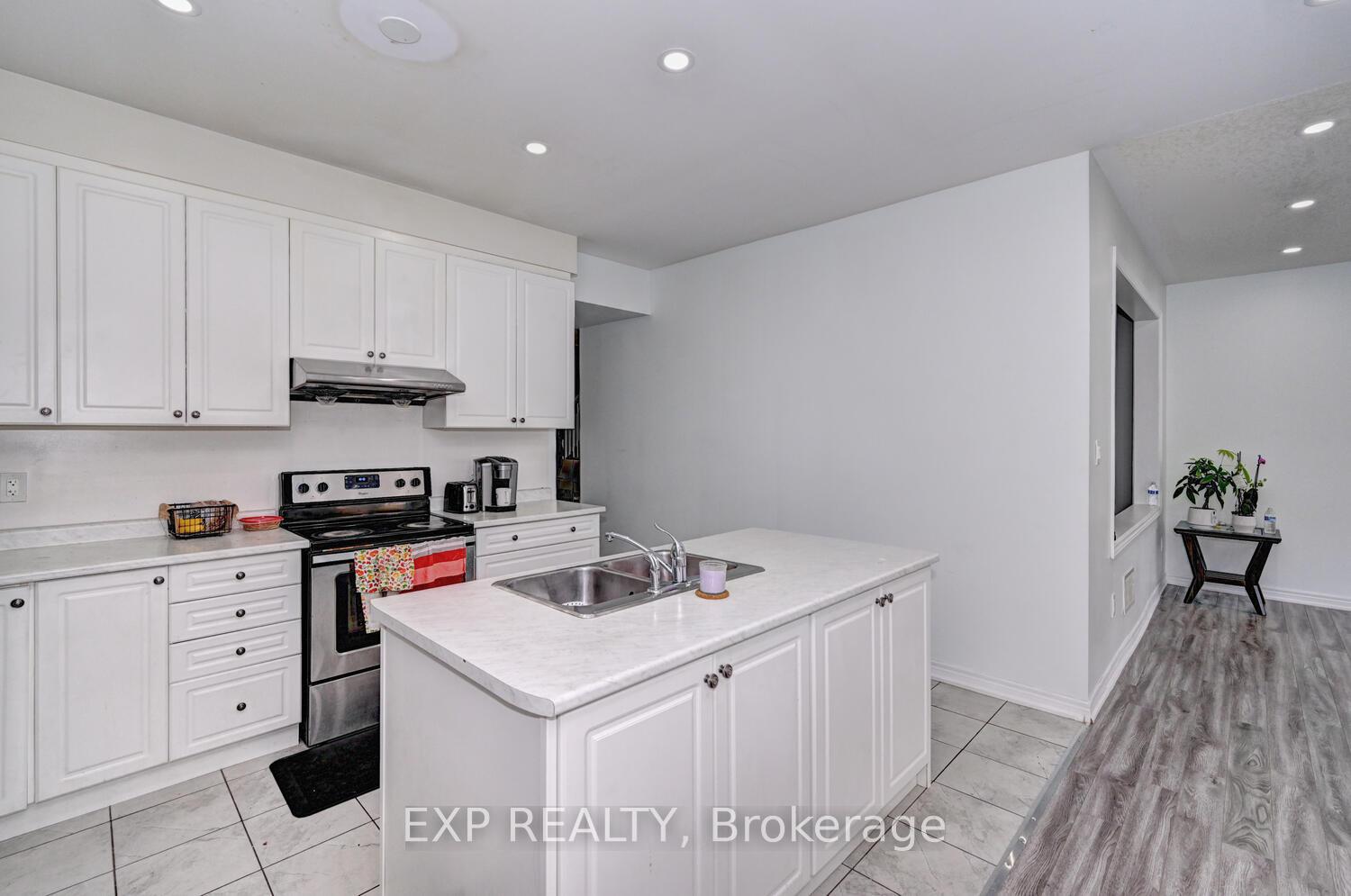 Photo 15 of 67 Knotty Pine Avenue, Cambridge, Preston Heights — HOMEH