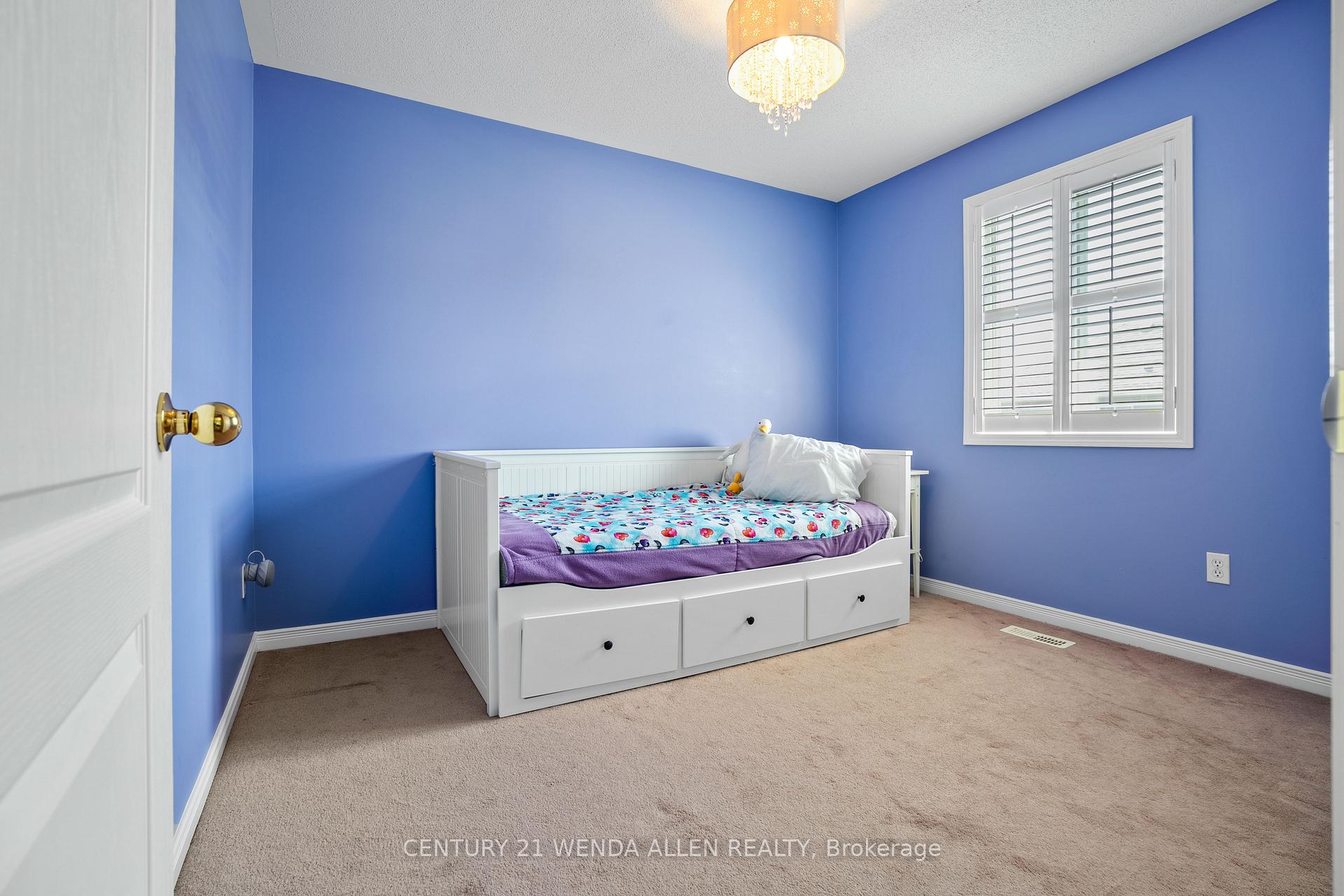 Photo 29 of 9 Rosemeadow Crescent, Clarington, Newcastle — HOMEH