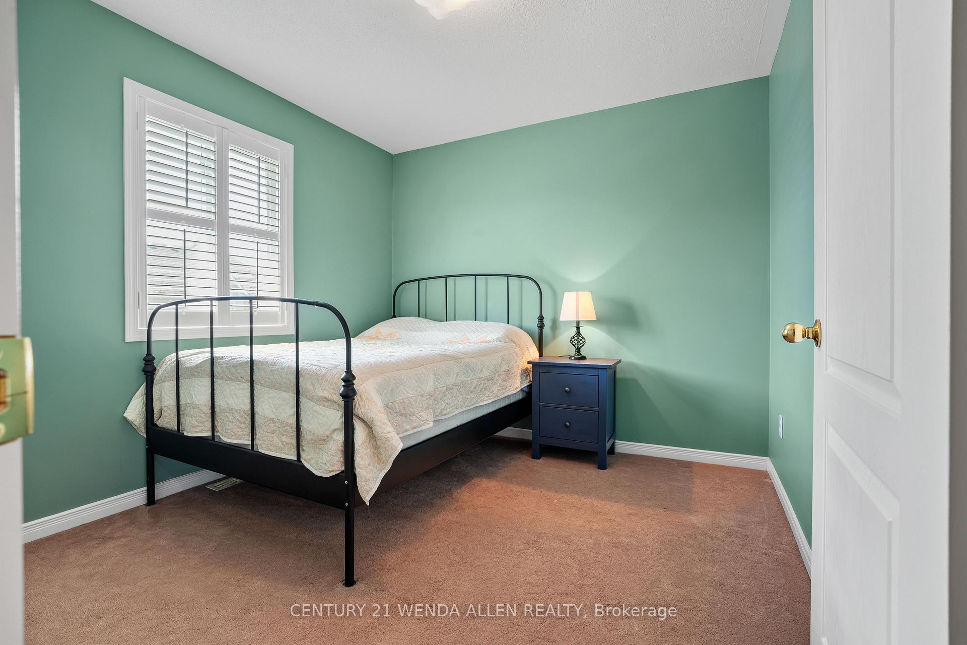 Photo 31 of 9 Rosemeadow Crescent, Clarington, Newcastle — HOMEH