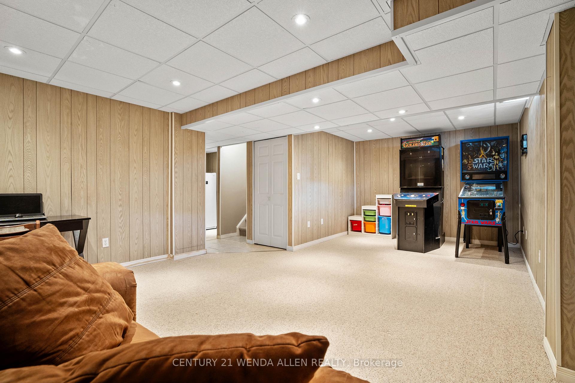 Photo 36 of 9 Rosemeadow Crescent, Clarington, Newcastle — HOMEH