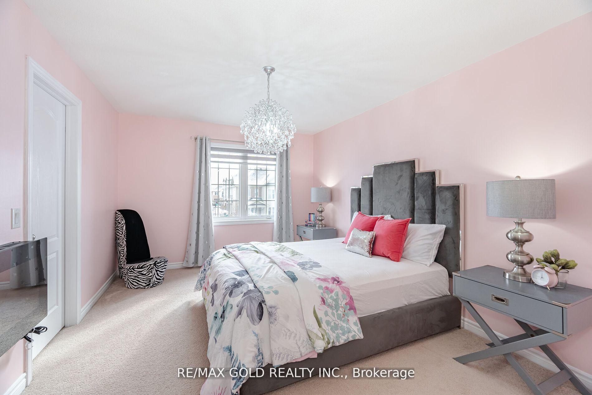 Photo 31 of 176 Newhouse Boulevard W, Caledon, Rural Caledon — HOMEH