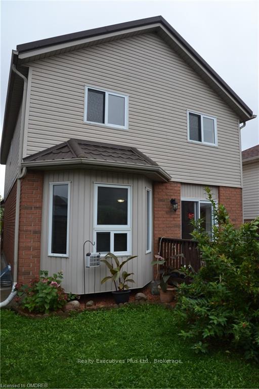 Photo 4 of 113 Green Gate Boulevard, Cambridge — HOMEH
