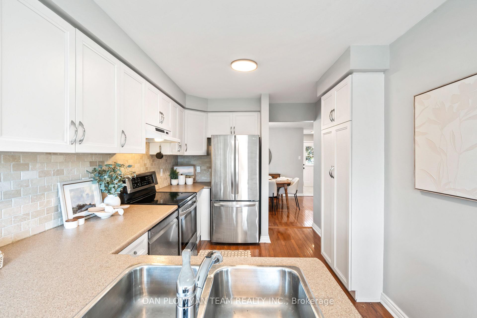 Photo 16 of 107 Poolton Crescent, Clarington, Courtice — HOMEH