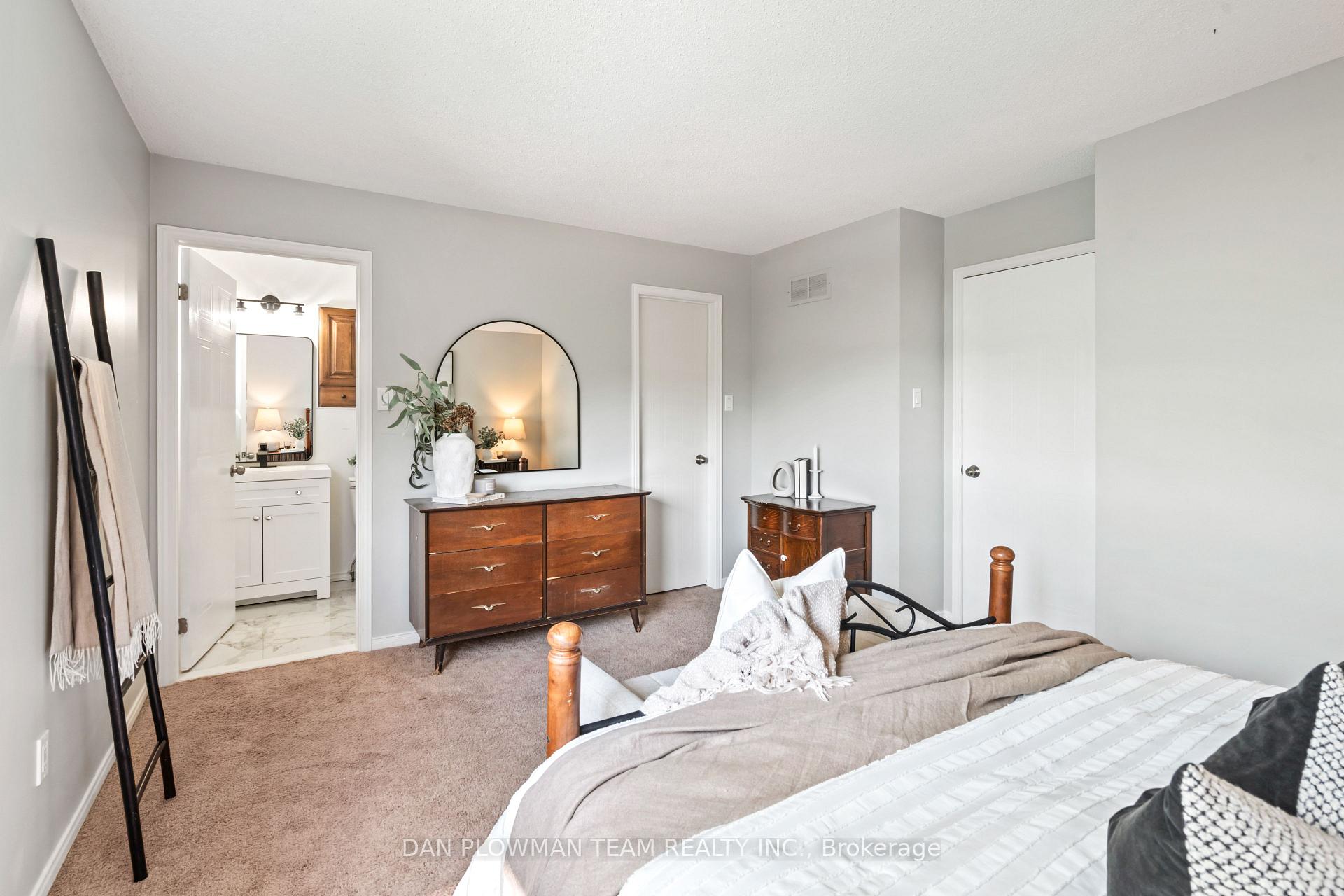 Photo 19 of 107 Poolton Crescent, Clarington, Courtice — HOMEH