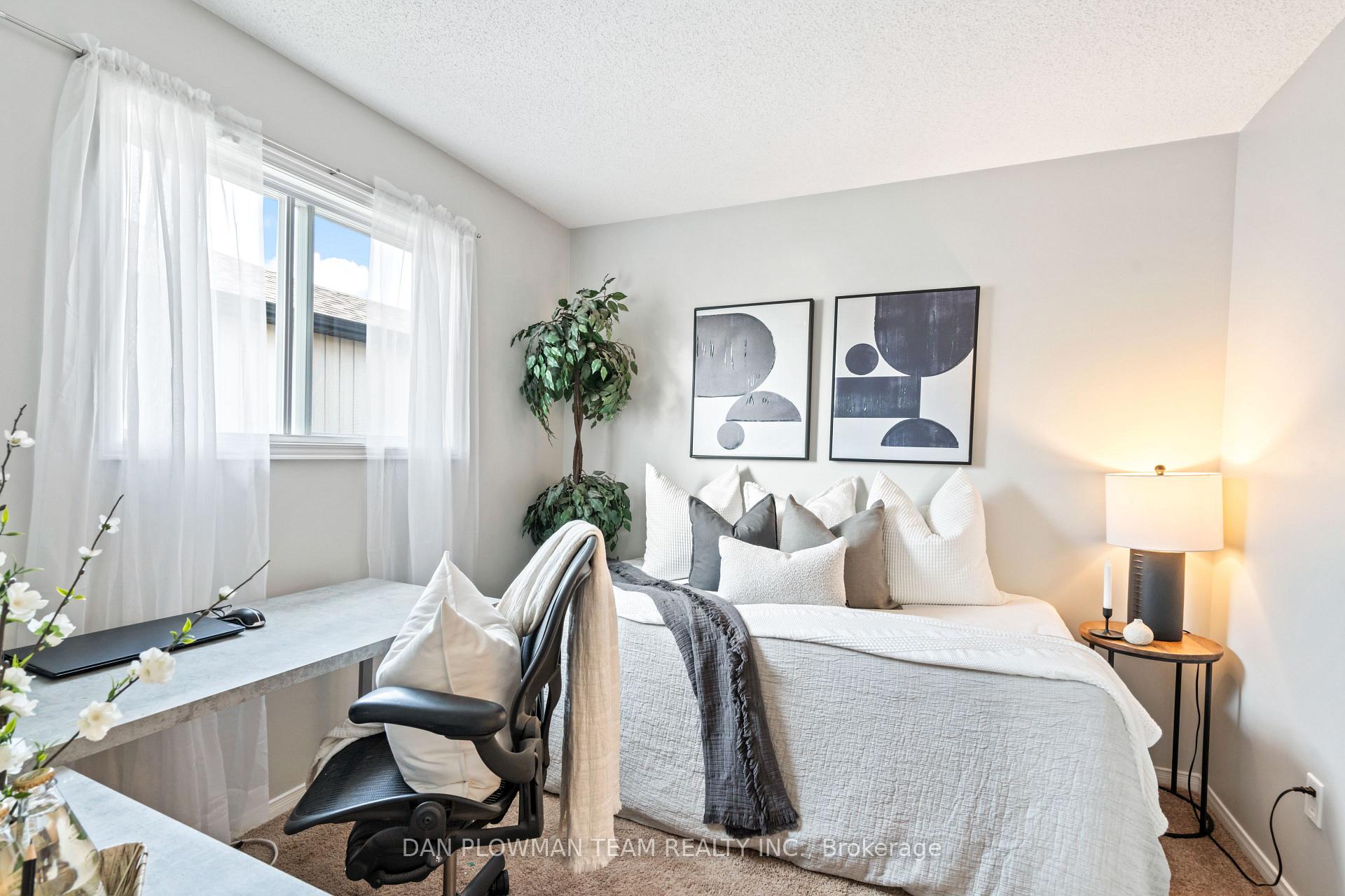 Photo 23 of 107 Poolton Crescent, Clarington, Courtice — HOMEH