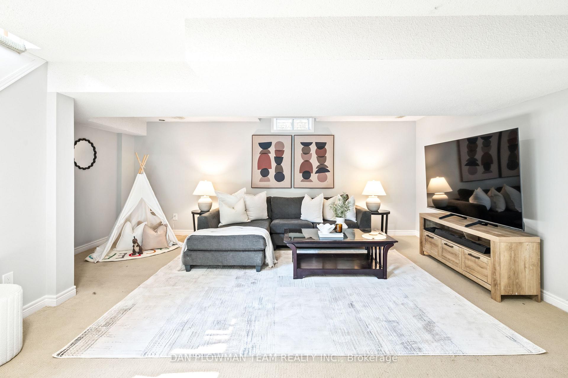 Photo 28 of 107 Poolton Crescent, Clarington, Courtice — HOMEH