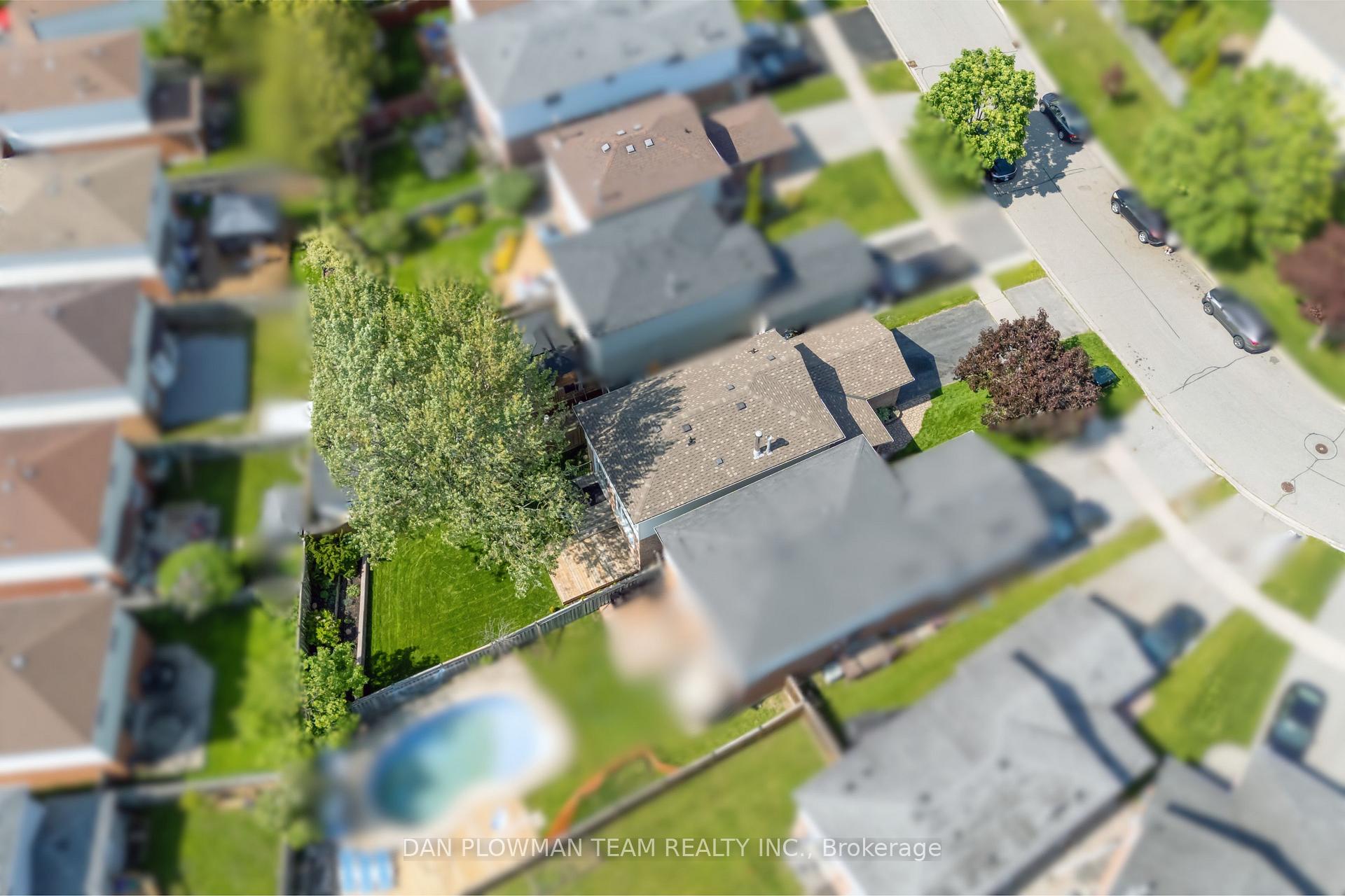 Photo 42 of 107 Poolton Crescent, Clarington, Courtice — HOMEH