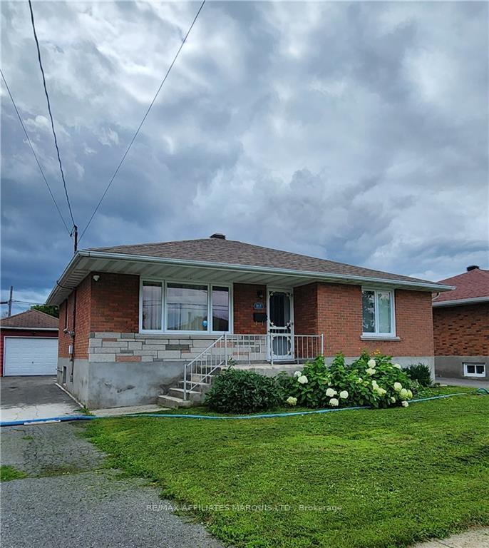 Photo 2 of 217 Anthony Street, Cornwall — HOMEH