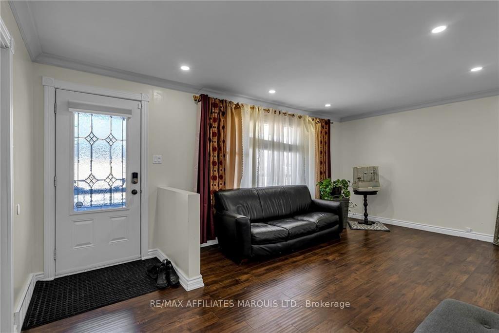 Photo 4 of 217 Anthony Street, Cornwall — HOMEH