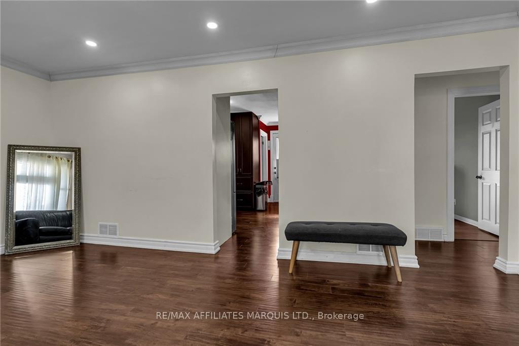 Photo 6 of 217 Anthony Street, Cornwall — HOMEH