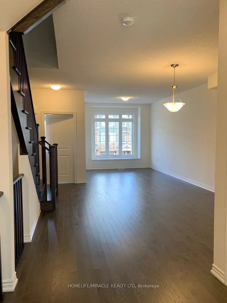 Photo 6 of Unit 5-160, 35 Stewardship Road, Brampton, Northwest Brampton — HOMEH