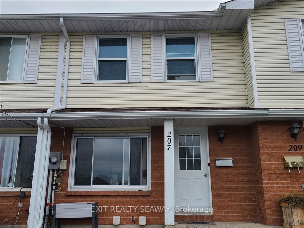 Photo 1 of 207 Lemay Street, Cornwall — HOMEH