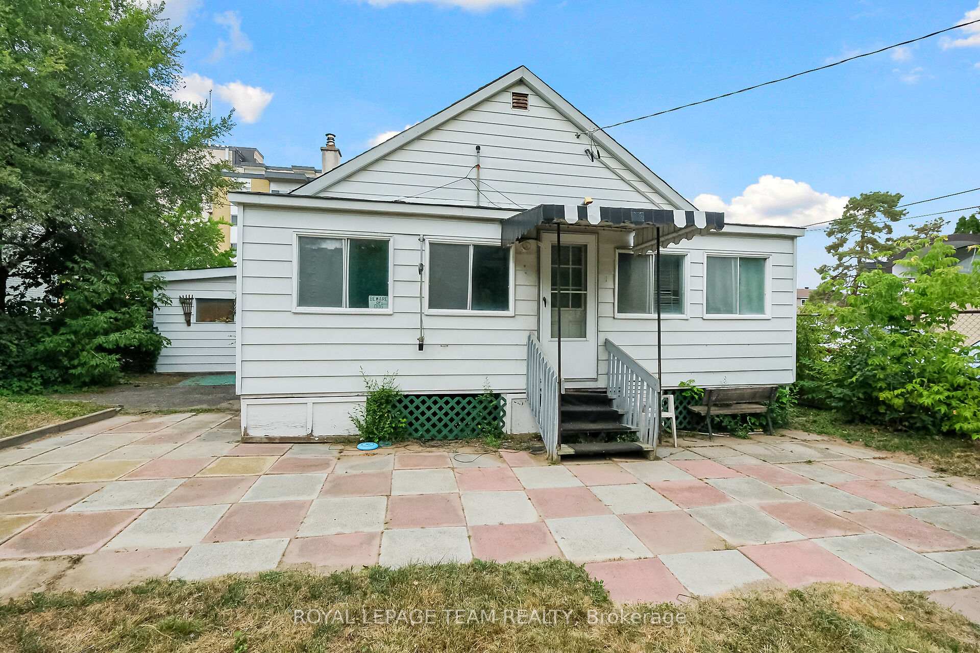 Photo 18 of 1424 Rosenthal Avenue, Ottawa, Carlington — HOMEH