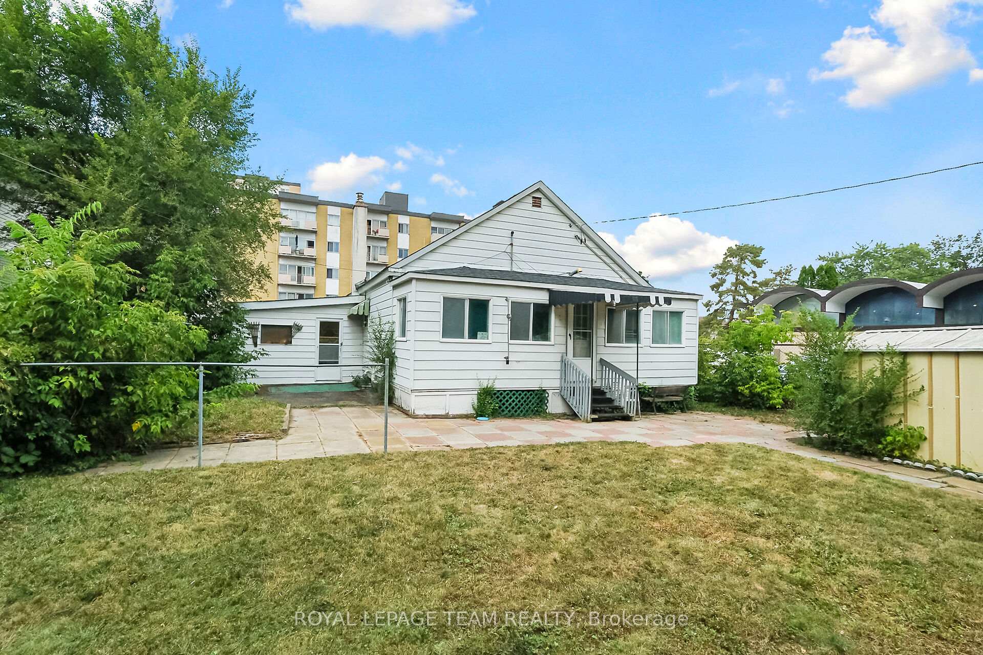 Photo 17 of 1424 Rosenthal Avenue, Ottawa, Carlington — HOMEH