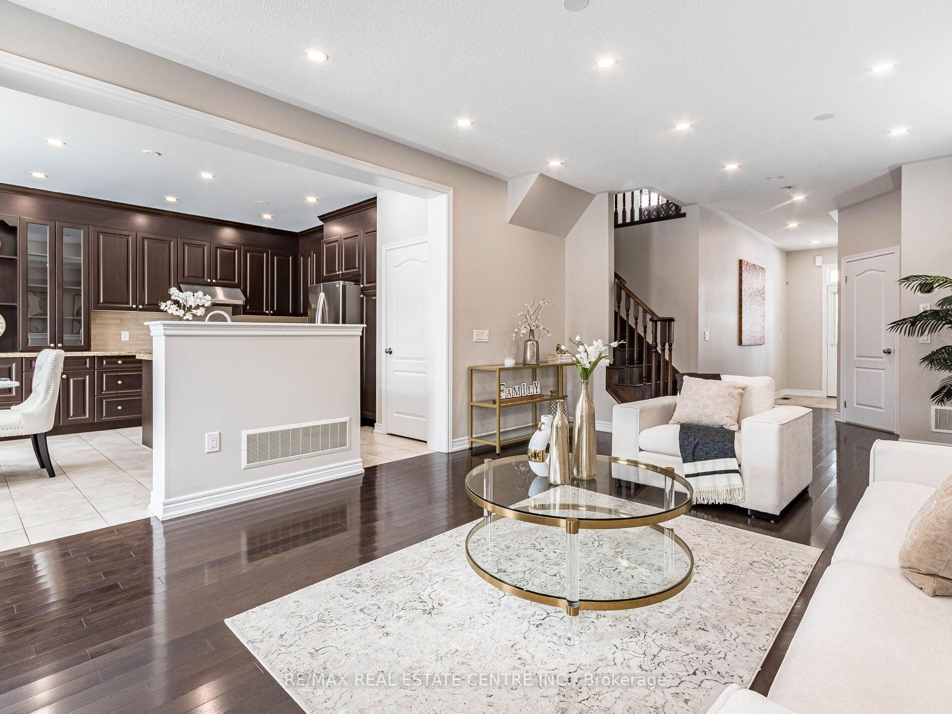 Photo 5 of 60 Mcechearn Crescent, Caledon, Rural Caledon — HOMEH