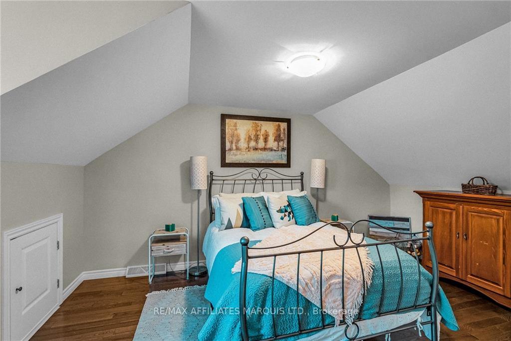 Photo 4 of 1605 Jane Street, Cornwall — HOMEH