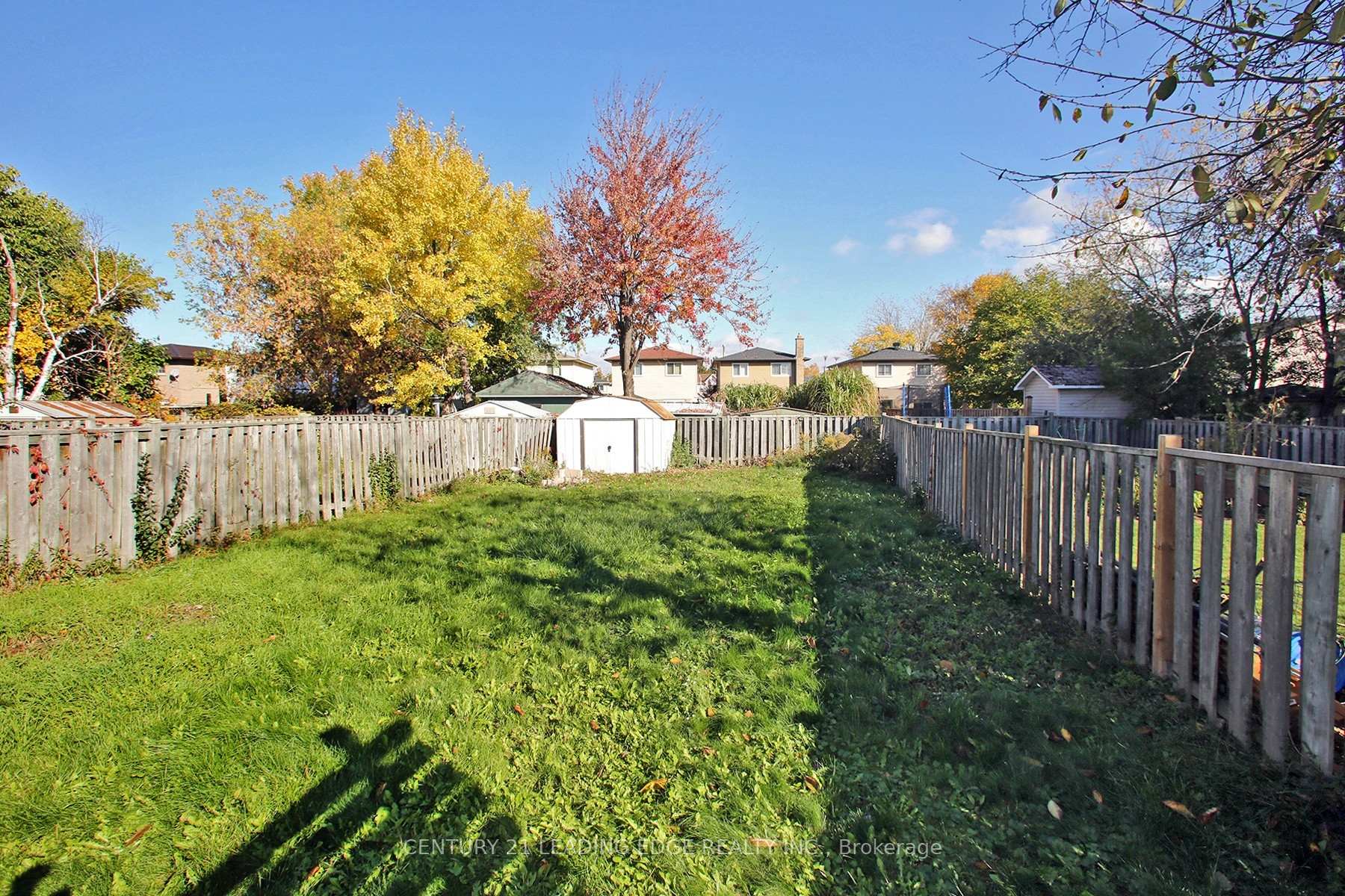 Photo 15 of 33 Newbridge Crescent, Brampton, Westgate — HOMEH