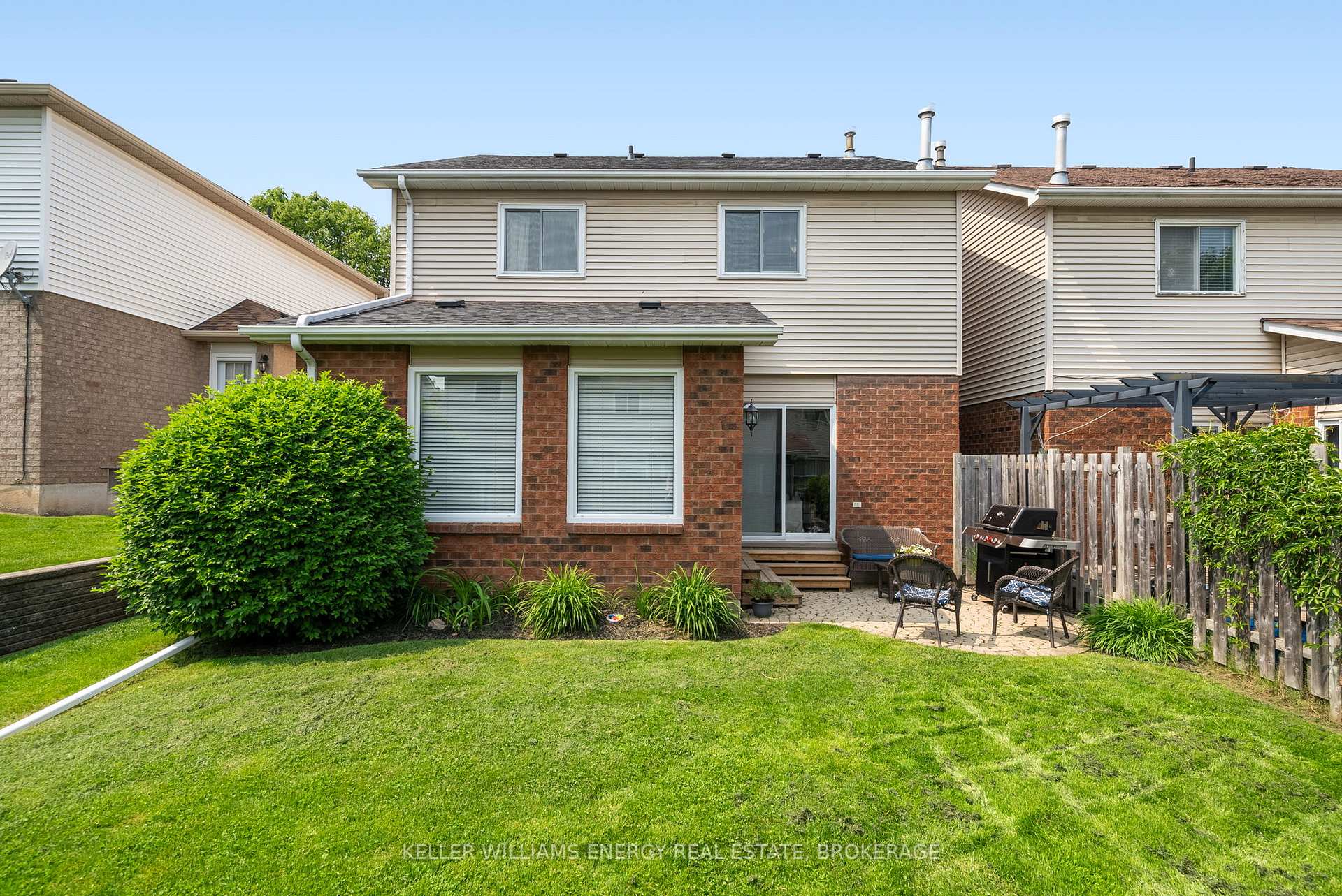 Photo 33 of 23 Mccrimmon Crescent, Clarington, Bowmanville — HOMEH