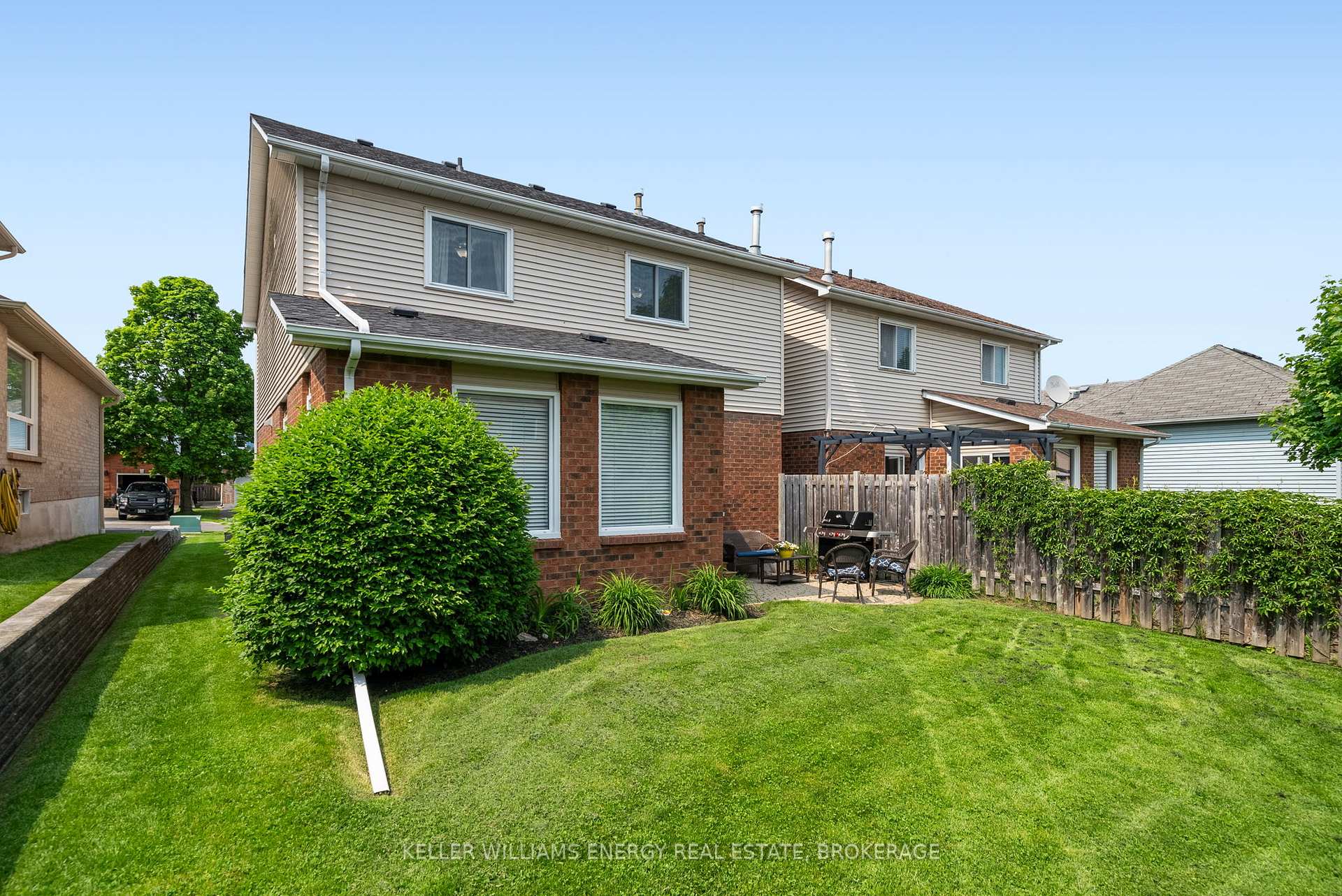 Photo 34 of 23 Mccrimmon Crescent, Clarington, Bowmanville — HOMEH
