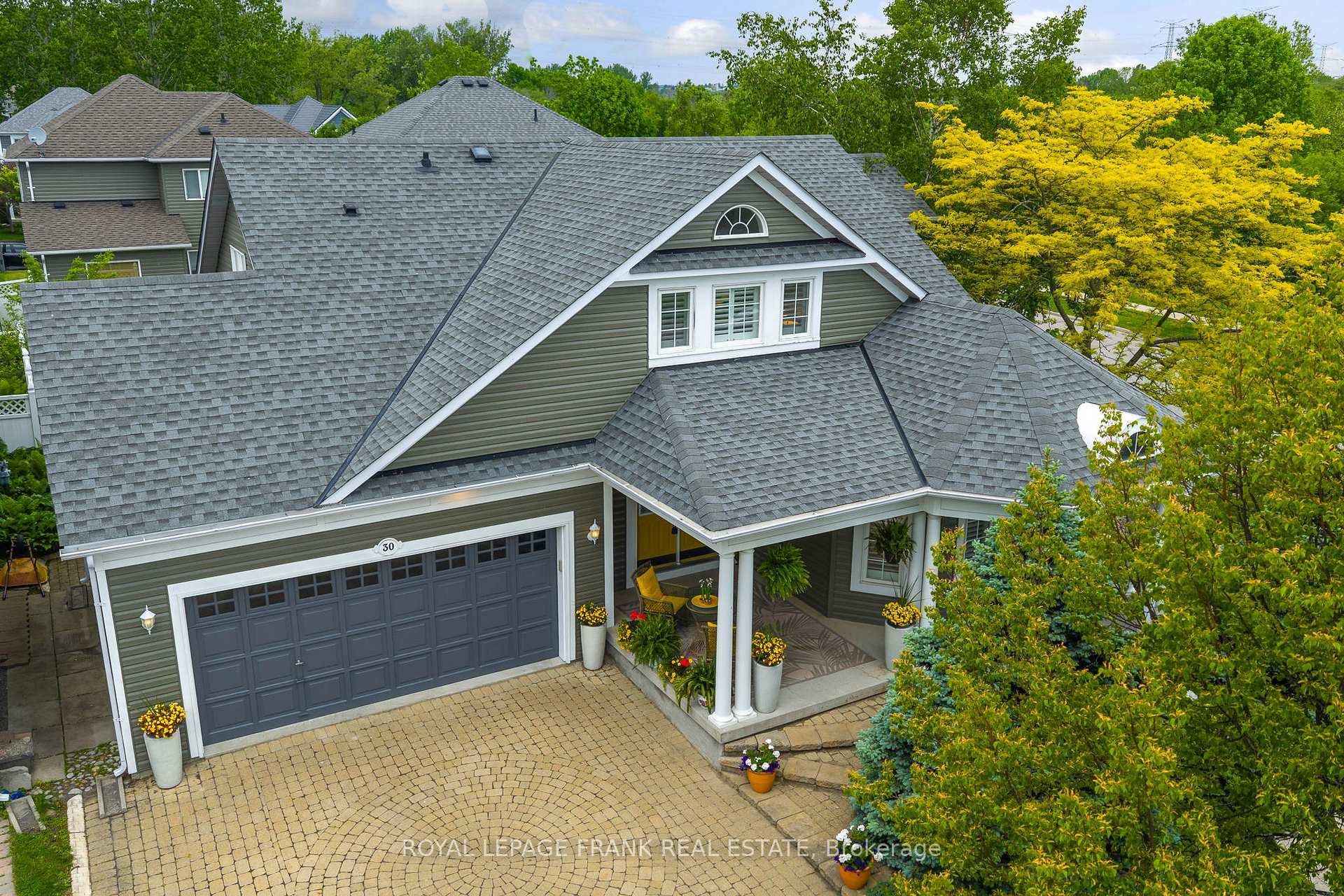 Photo 1 of 30 Carveth Crescent, Clarington, Newcastle — HOMEH