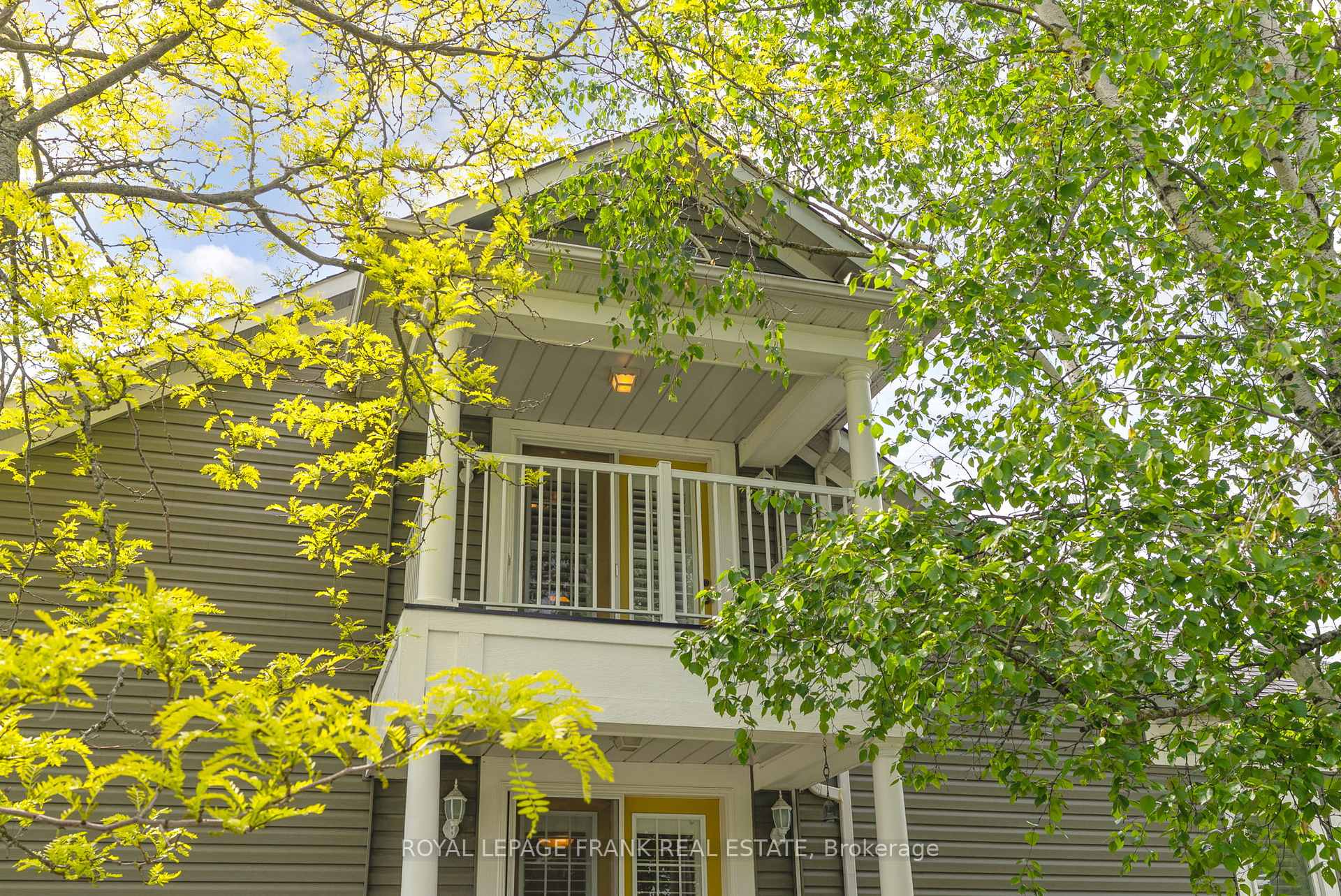 Photo 32 of 30 Carveth Crescent, Clarington, Newcastle — HOMEH