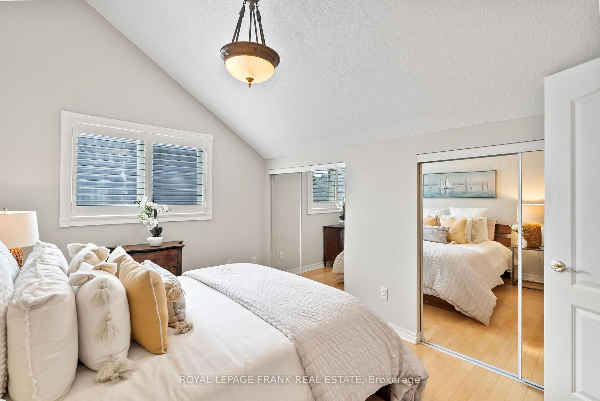 Photo 35 of 30 Carveth Crescent, Clarington, Newcastle — HOMEH
