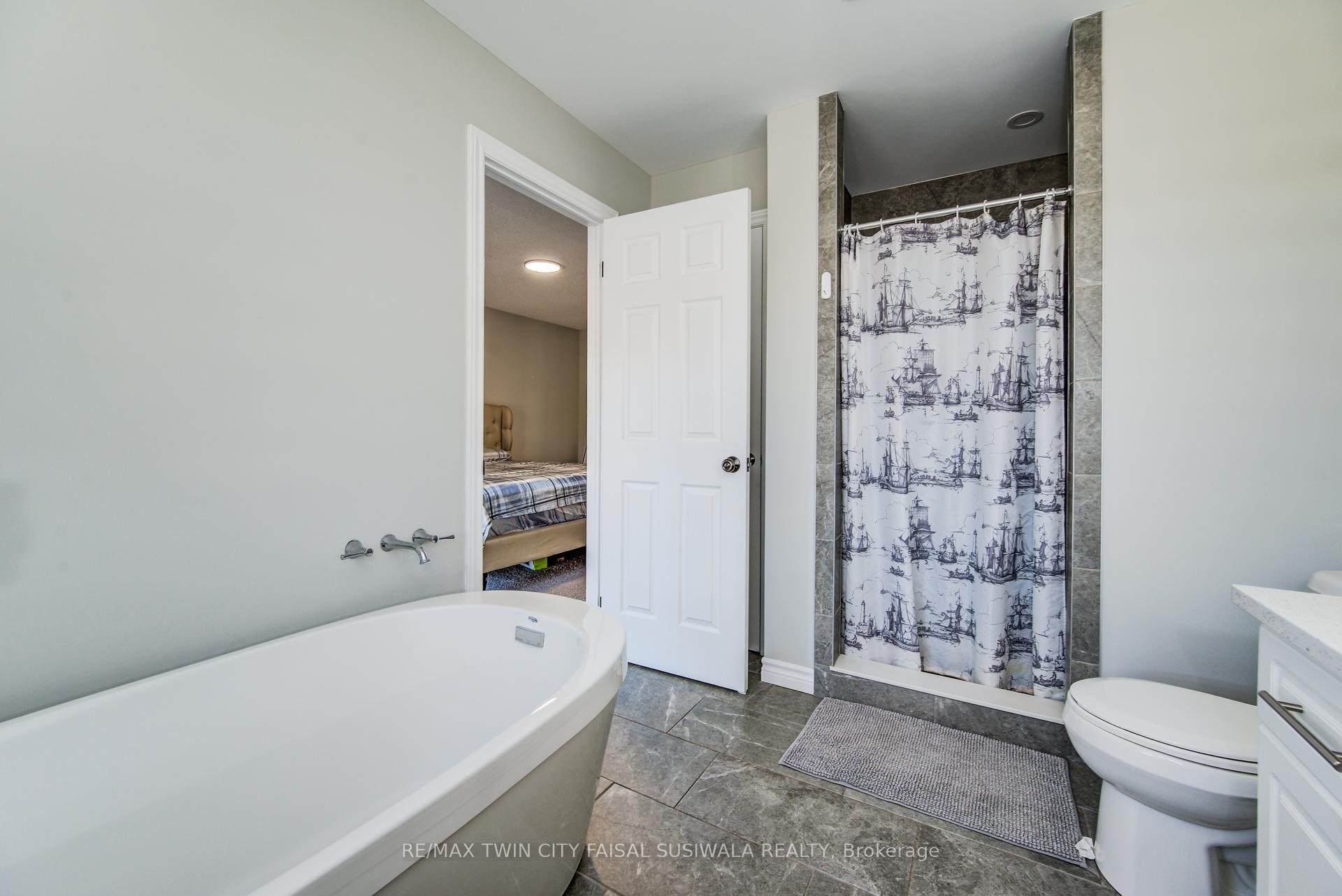 Photo 26 of 4 Harrison Drive, Cambridge — HOMEH