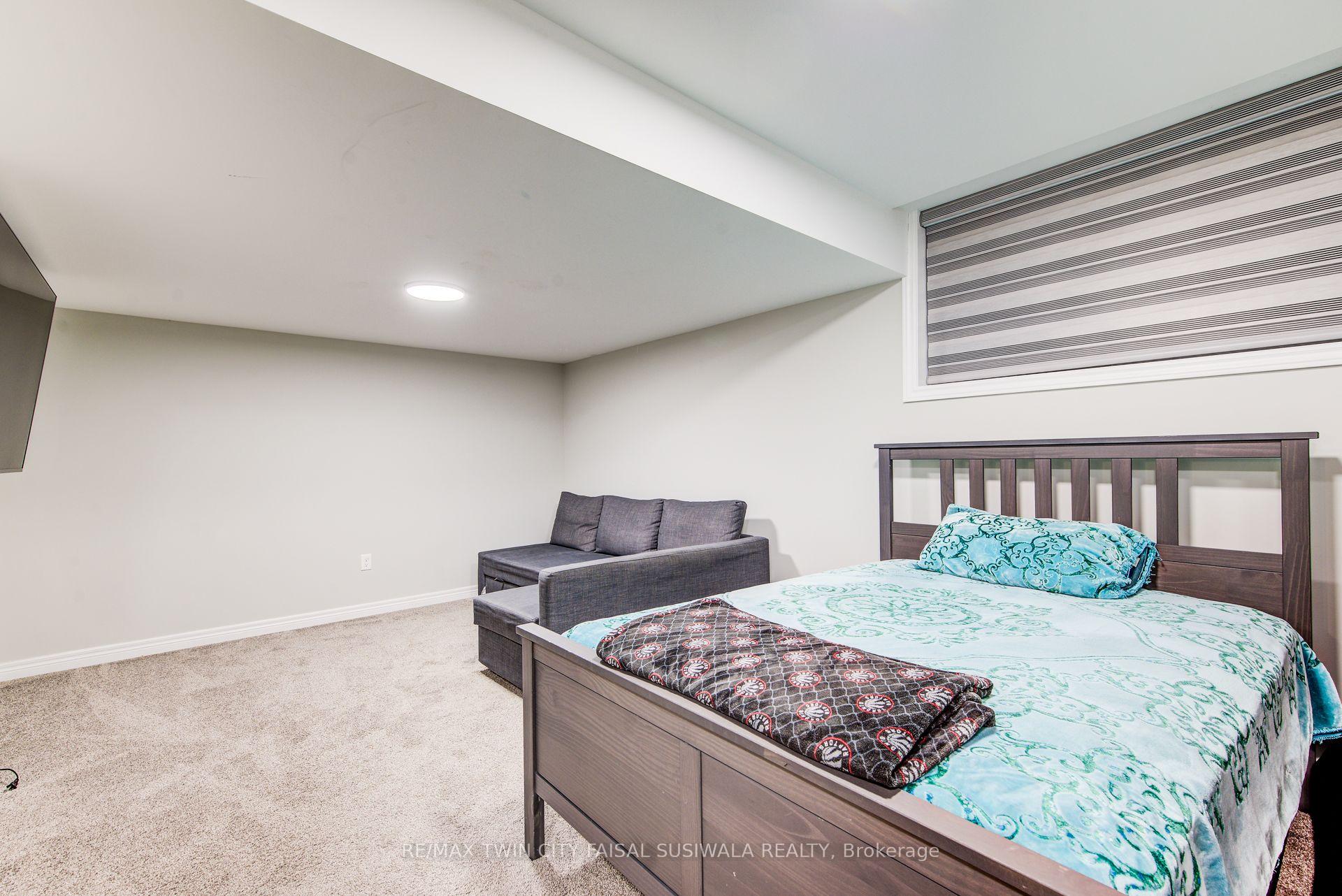Photo 33 of 4 Harrison Drive, Cambridge — HOMEH