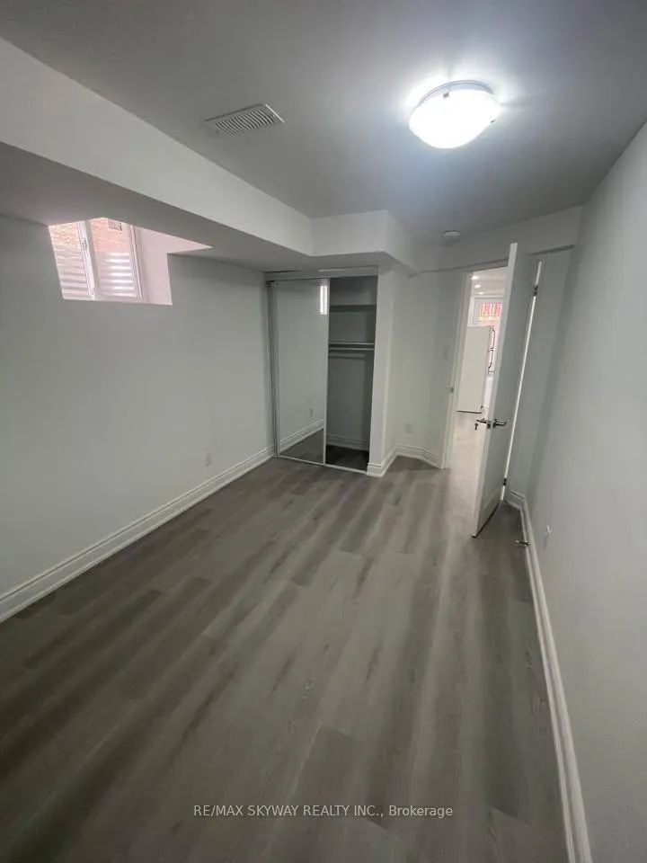 Photo 8 of Unit Bsmt, 4 Zebra Trail, Brampton, Sandringham-Wellington — HOMEH