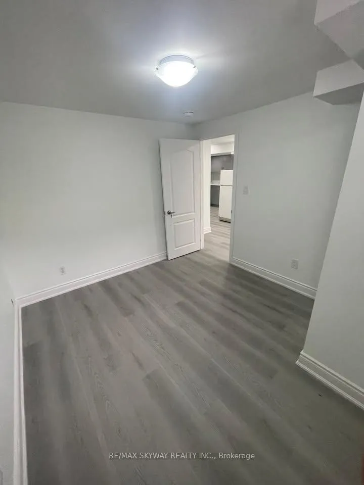 Photo 14 of Unit Bsmt, 4 Zebra Trail, Brampton, Sandringham-Wellington — HOMEH