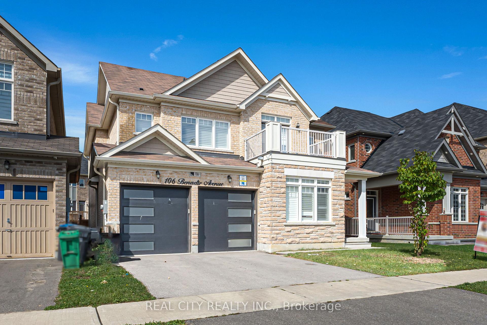 Front of 106 Benadir Avenue