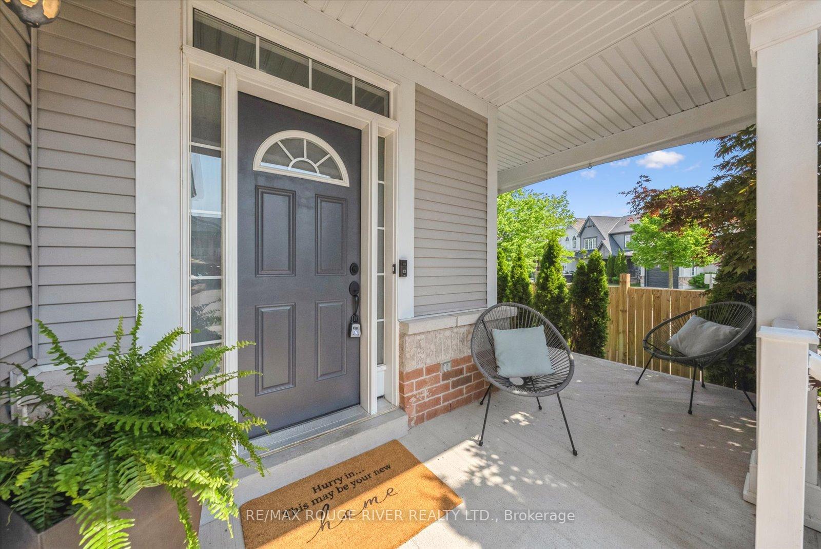 Photo 2 of 110 Honeyman Drive, Clarington, Bowmanville — HOMEH