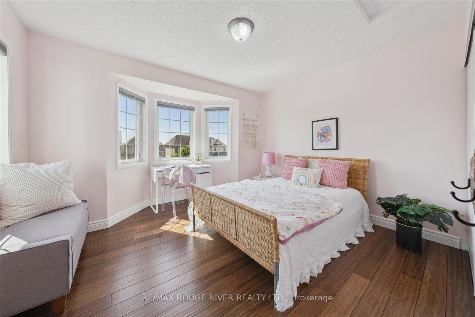Photo 16 of 110 Honeyman Drive, Clarington, Bowmanville — HOMEH