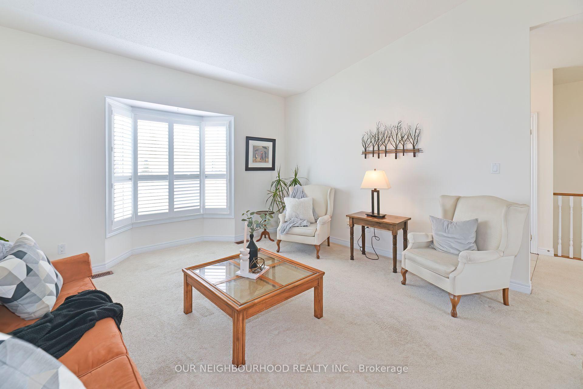 Photo 3 of 12 Heatherlea Drive, Clarington, Newcastle — HOMEH