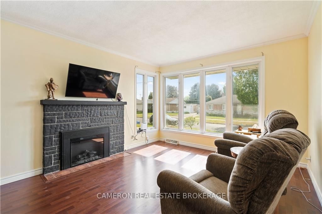 Photo 5 of 1118 Fourth Street E, Cornwall — HOMEH