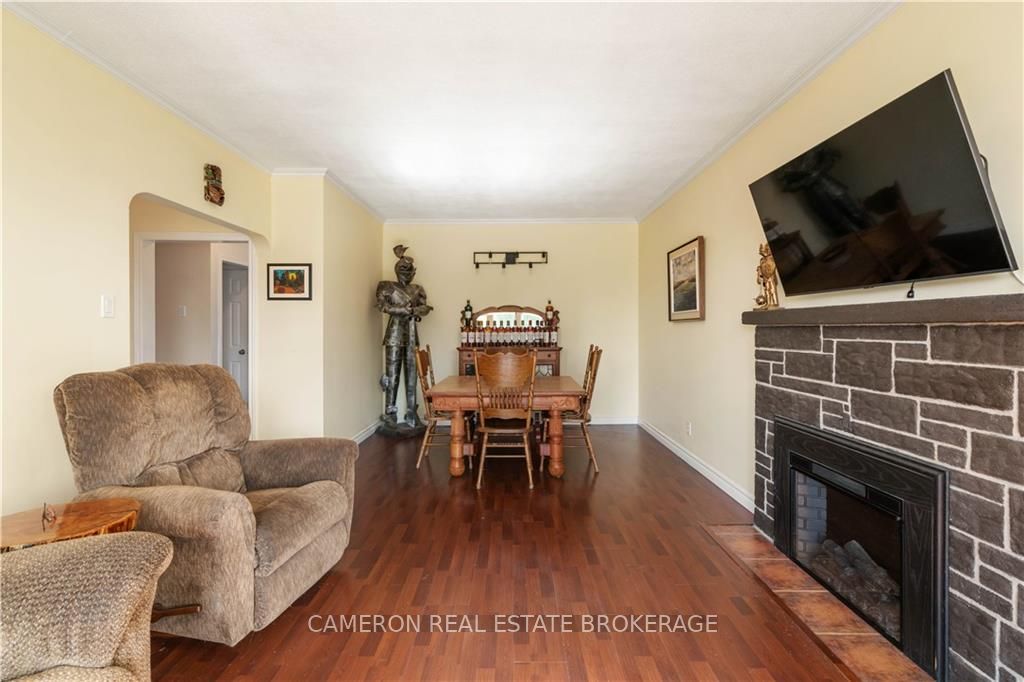 Photo 8 of 1118 Fourth Street E, Cornwall — HOMEH