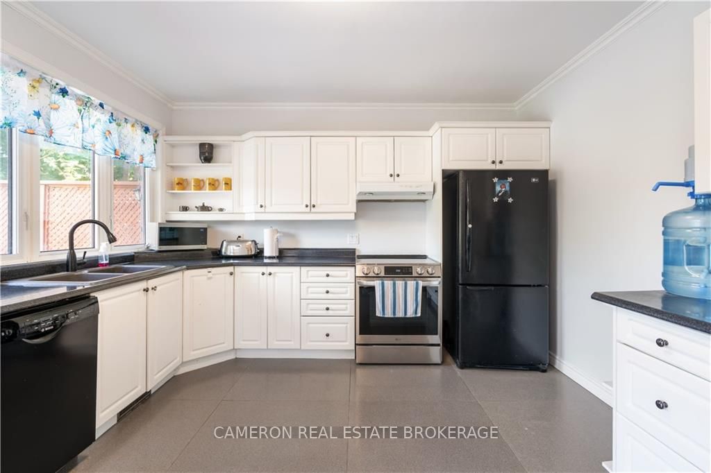 Photo 9 of 1118 Fourth Street E, Cornwall — HOMEH
