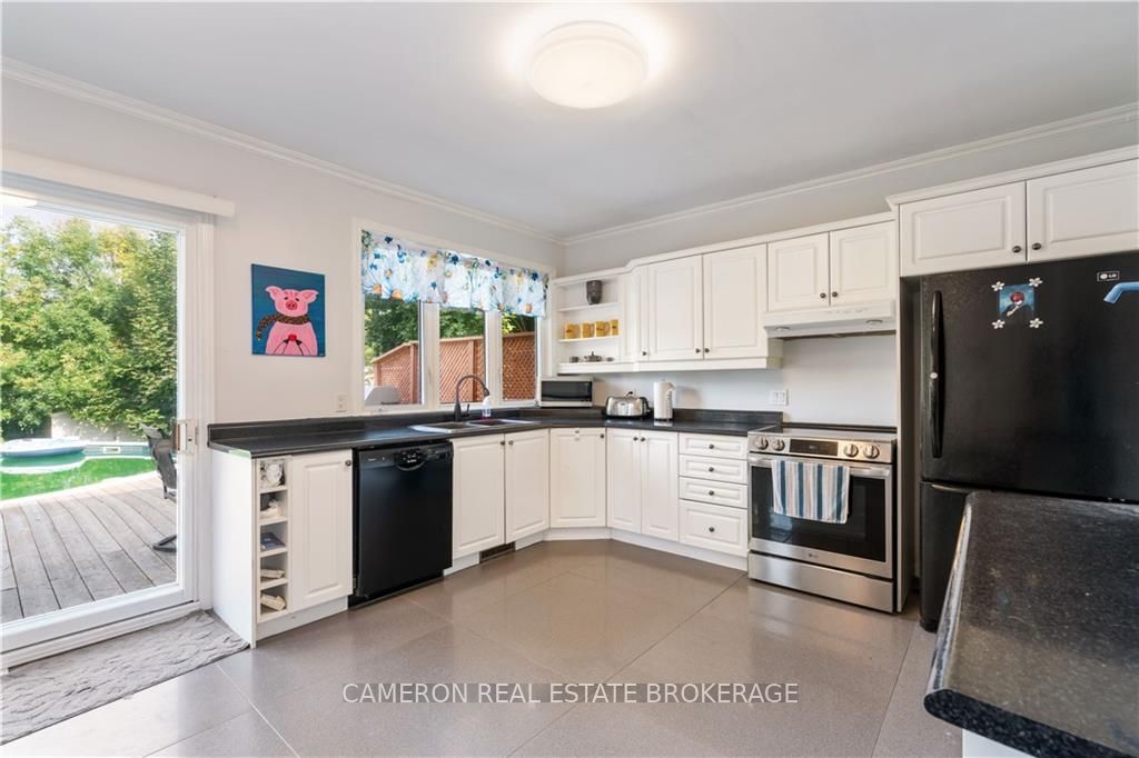 Photo 10 of 1118 Fourth Street E, Cornwall — HOMEH