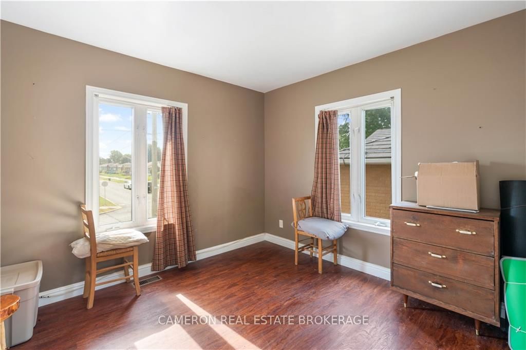 Photo 15 of 1118 Fourth Street E, Cornwall — HOMEH