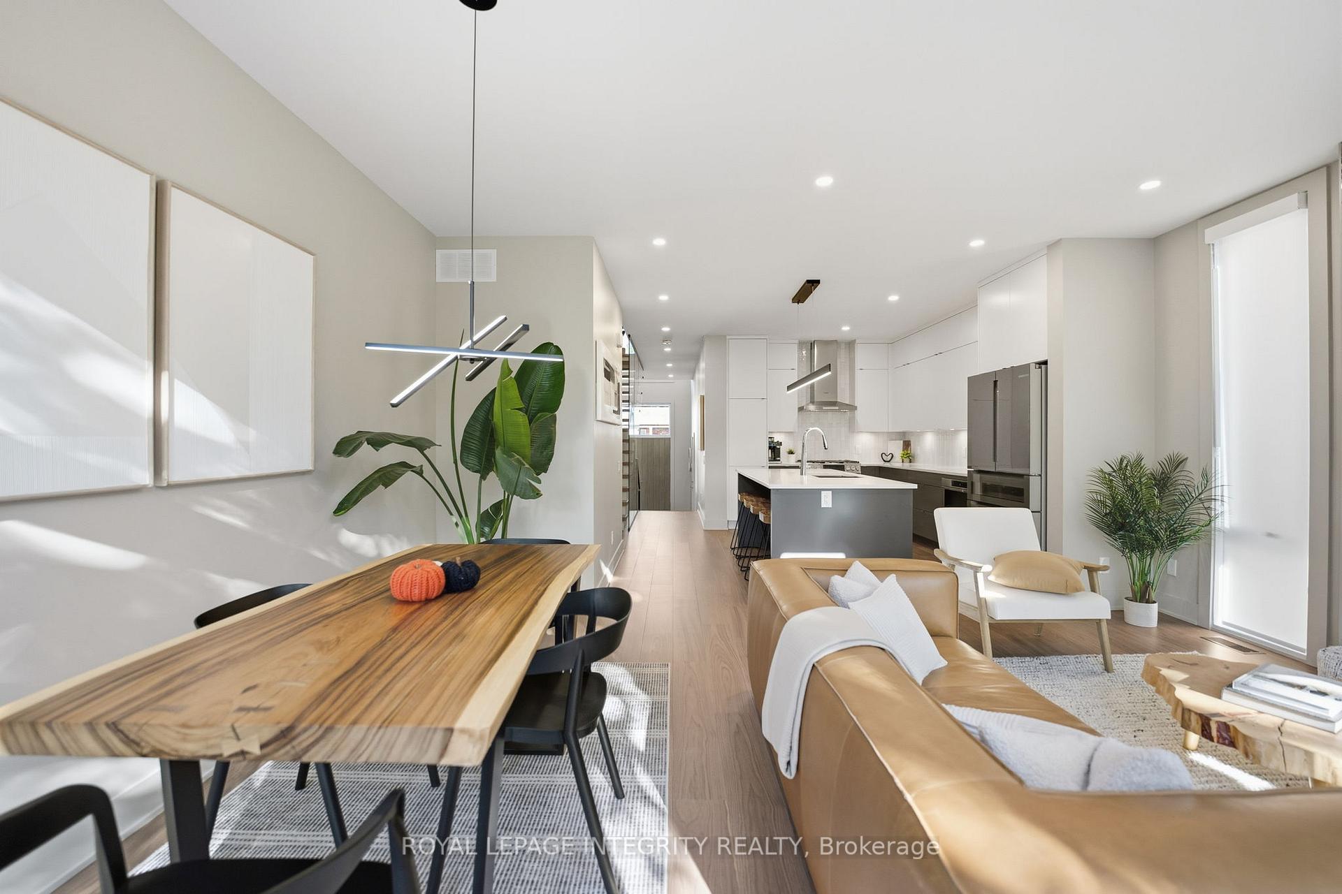 Photo 19 of Unit B, 574 Edison Avenue, Ottawa, McKellar/Highland — HOMEH