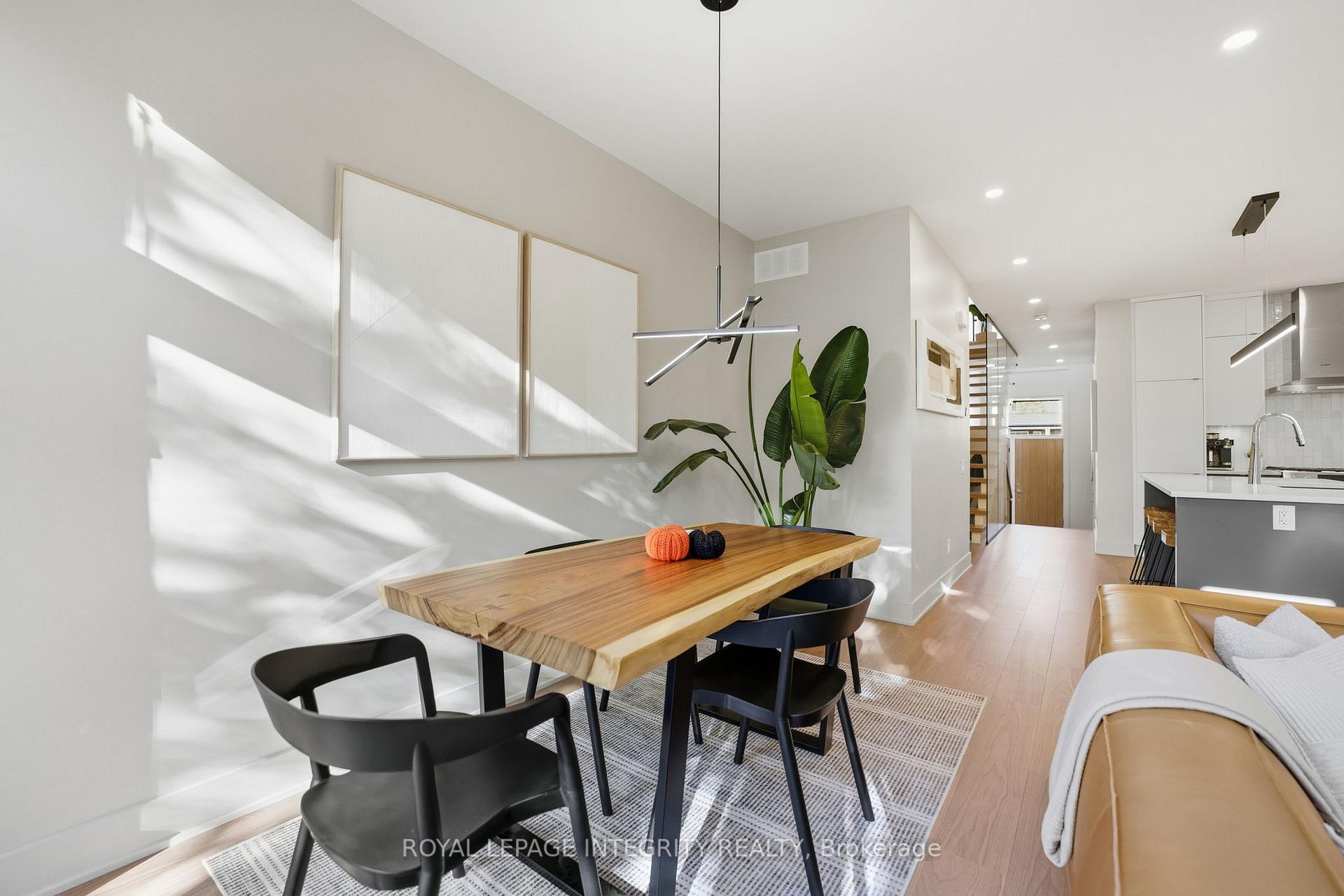 Photo 20 of Unit B, 574 Edison Avenue, Ottawa, McKellar/Highland — HOMEH