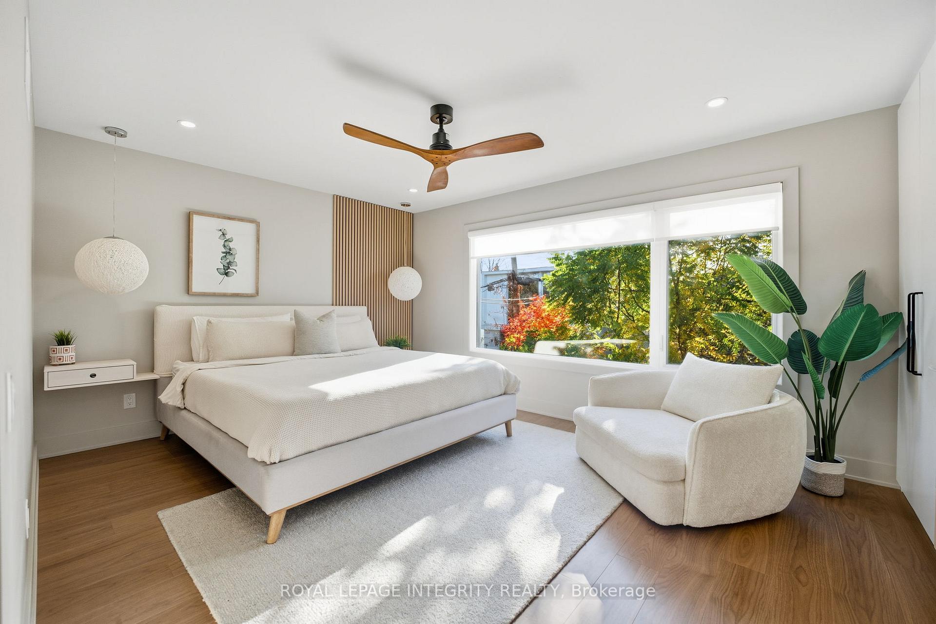 Photo 23 of Unit B, 574 Edison Avenue, Ottawa, McKellar/Highland — HOMEH