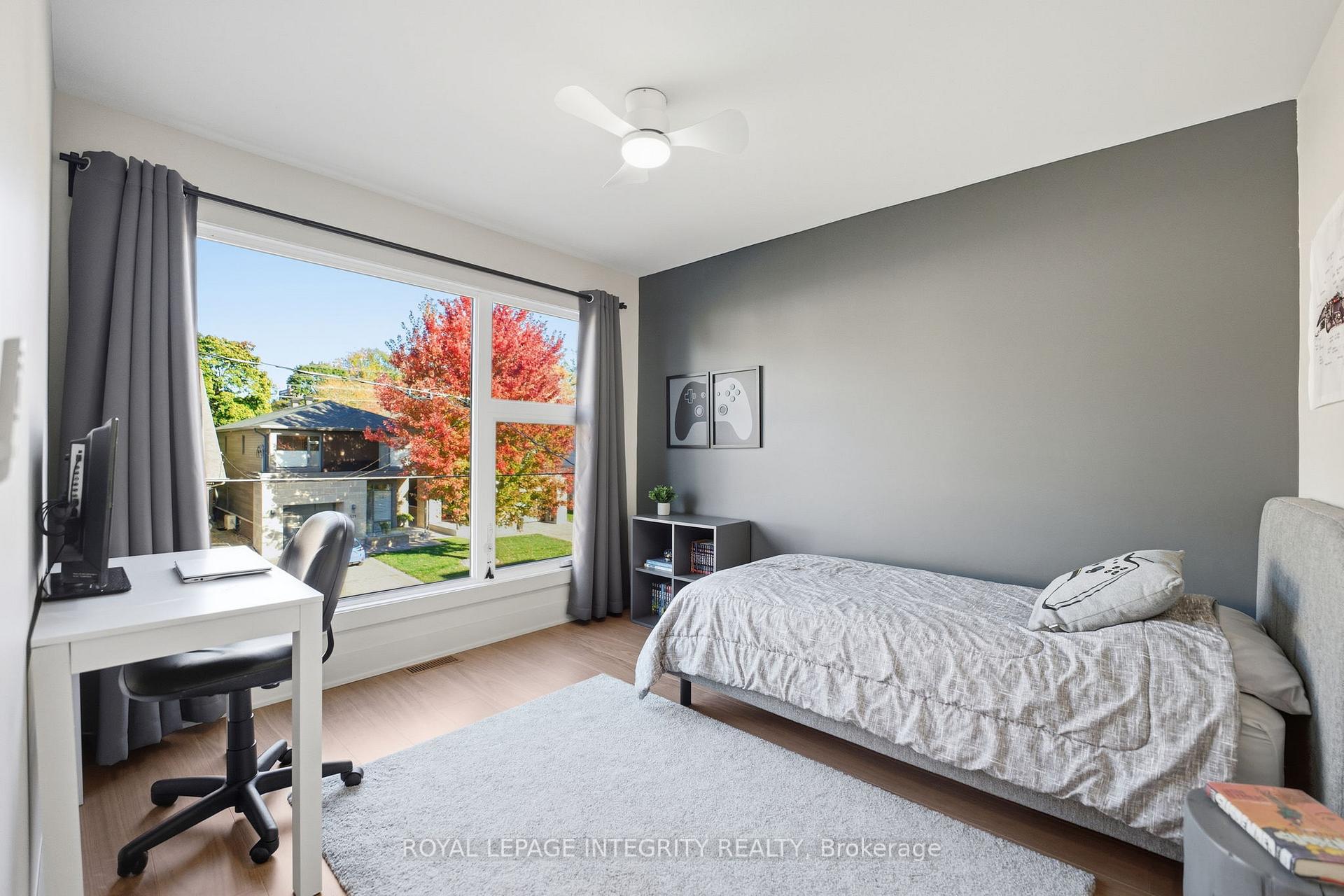 Photo 27 of Unit B, 574 Edison Avenue, Ottawa, McKellar/Highland — HOMEH