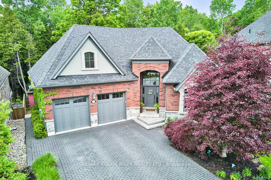 Photo 3 of 85 Mclellan Court, Clarington, Courtice — HOMEH
