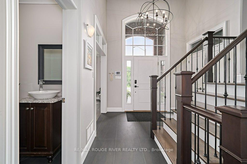 Photo 6 of 85 Mclellan Court, Clarington, Courtice — HOMEH