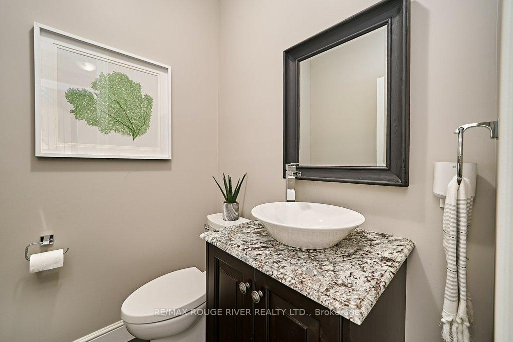Photo 7 of 85 Mclellan Court, Clarington, Courtice — HOMEH