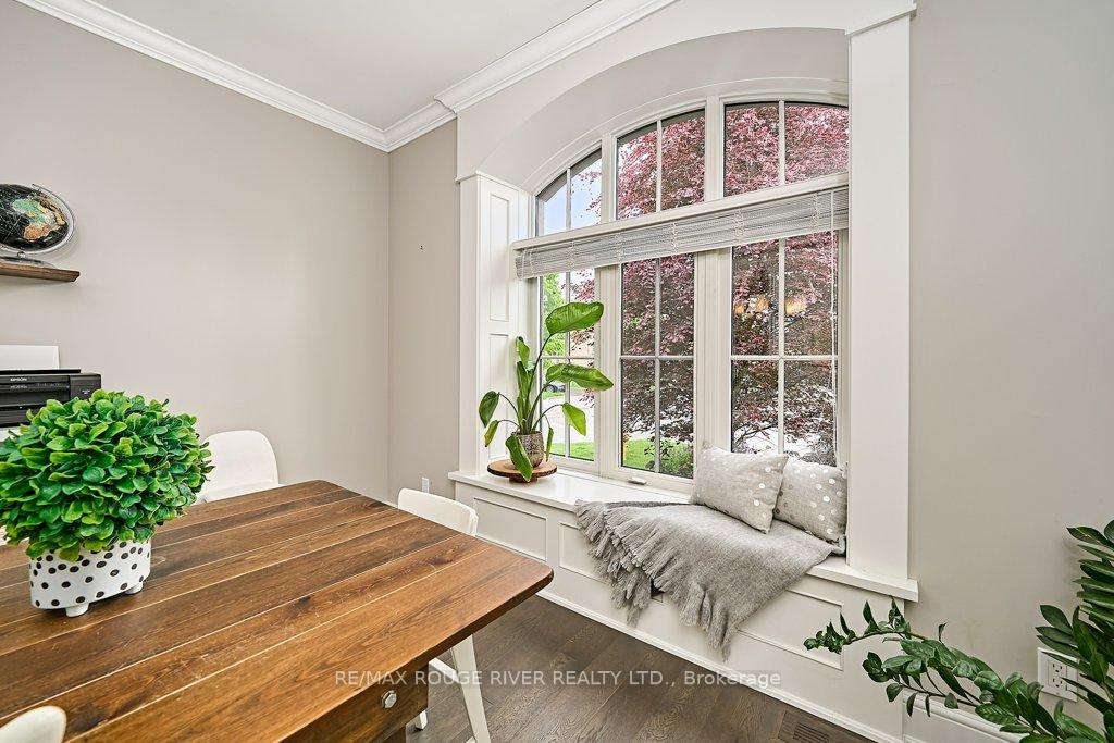 Photo 10 of 85 Mclellan Court, Clarington, Courtice — HOMEH