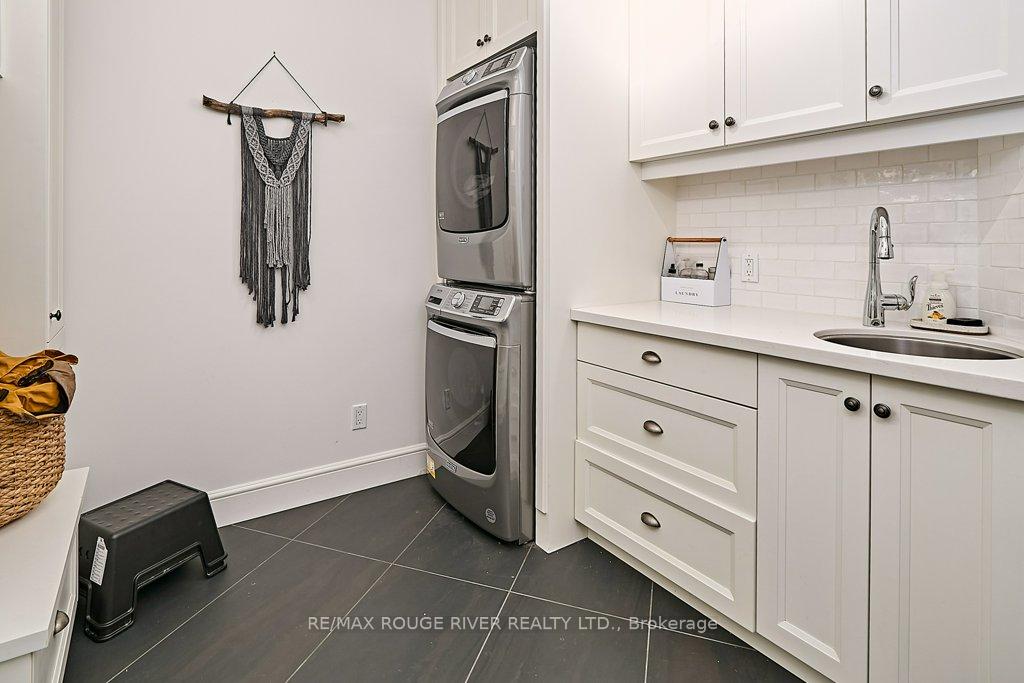 Photo 25 of 85 Mclellan Court, Clarington, Courtice — HOMEH