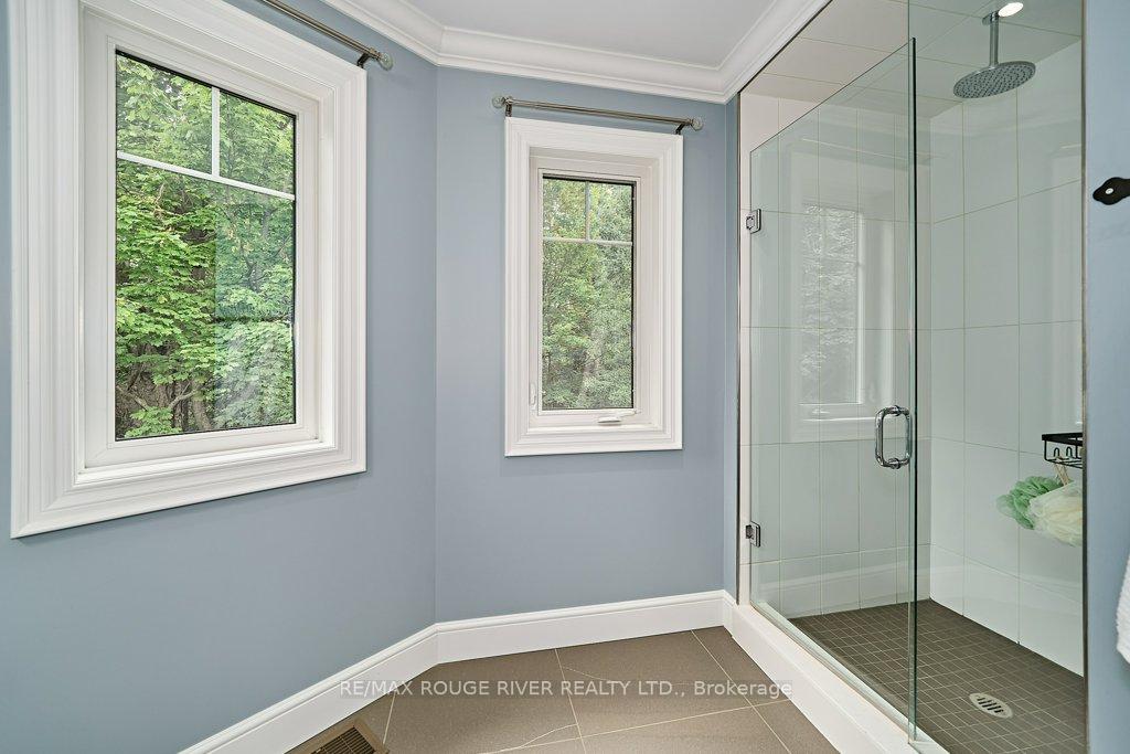 Photo 34 of 85 Mclellan Court, Clarington, Courtice — HOMEH
